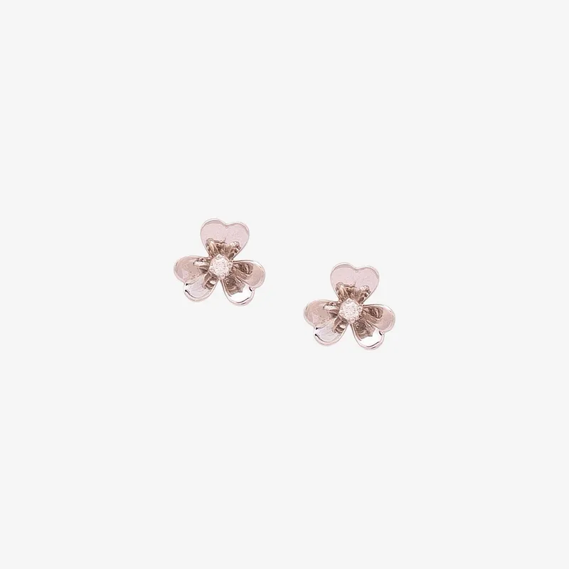 Brinco Flor Ouro Branco com Brilhantes 0,09 quilate